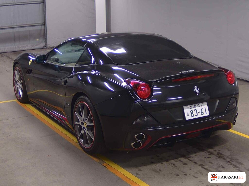 2010 Ferrari California Base Grade 2