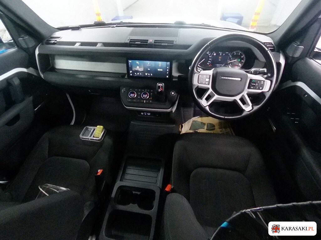 2021 Land Rover Defender 5D 4WD 110 P300 5