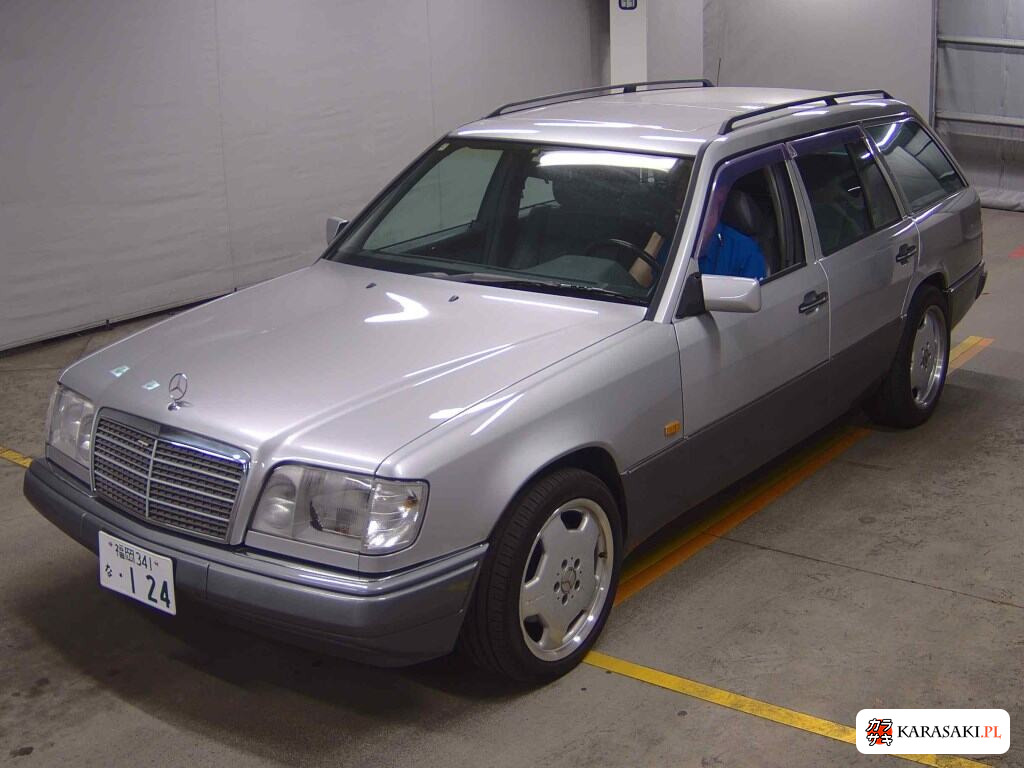 1995 Mercedes-Benz E-Class Stationwagon E320 3
