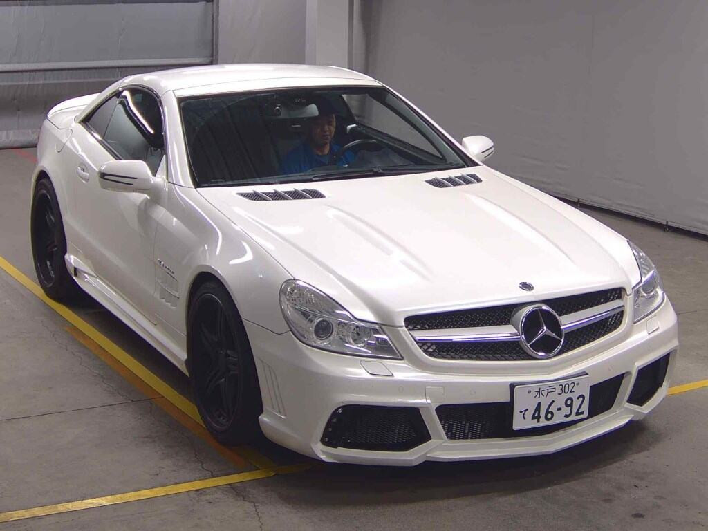 Mercedes-Benz SL 2010 z aukcji japońskiej