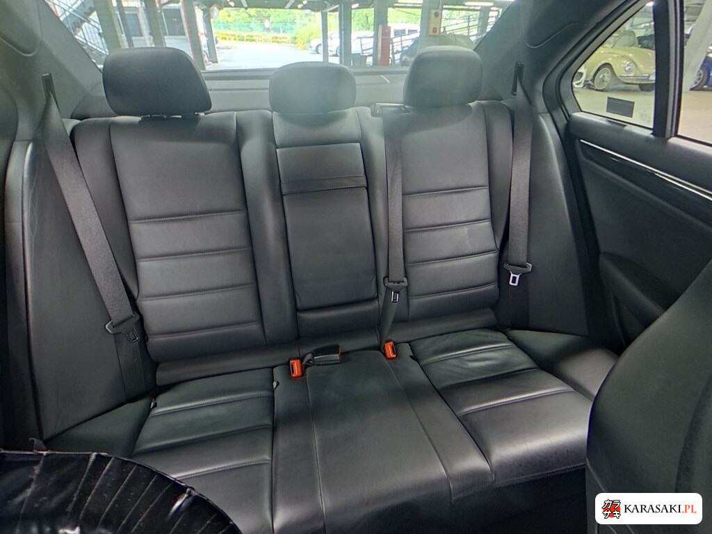 2012 Mercedes-Benz C-Class 4D C63 AMG 6
