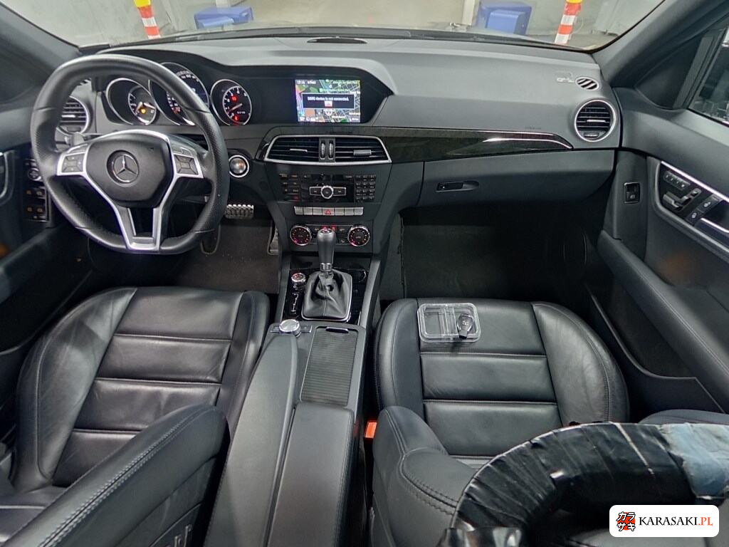 2012 Mercedes-Benz C-Class 4D C63 AMG 5