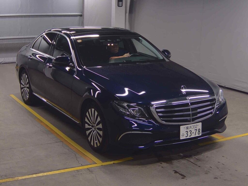 Mercedes-Benz E-Class 2018 z aukcji japońskiej