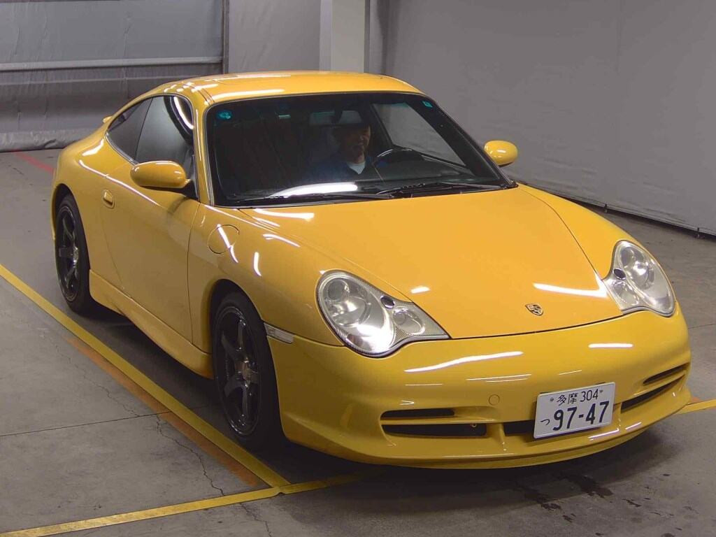Porsche 911 2004 z aukcji japońskiej
