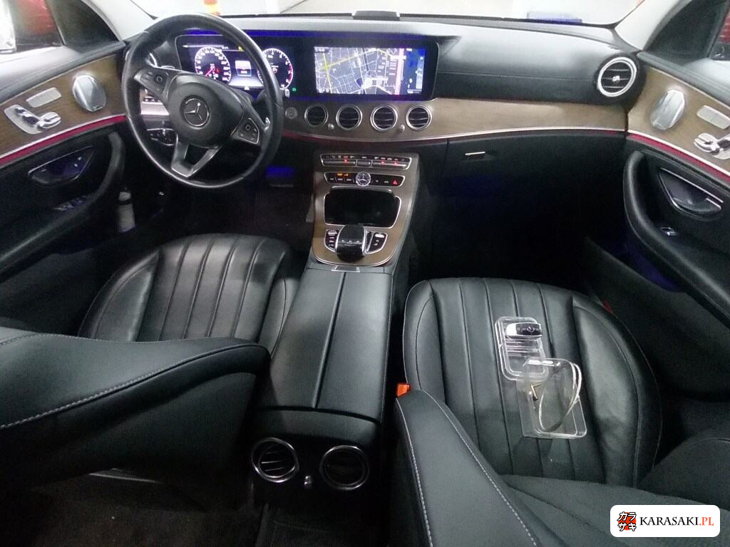 2018 Mercedes-Benz E-Class Stationwagon 4WD E400 4MATIC Exclusive 5