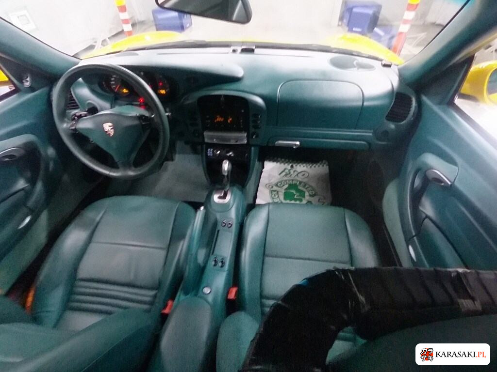 2002 Porsche 911 CP Carrera 5