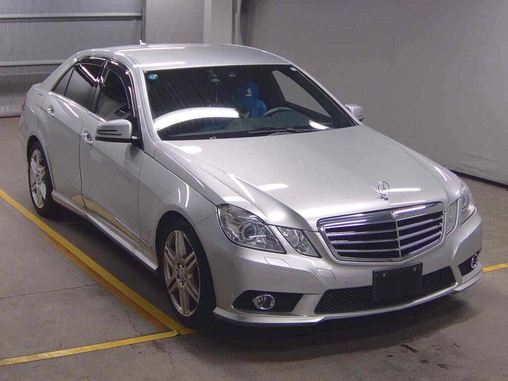 Mercedes-Benz E-Class 2009 z aukcji japońskiej