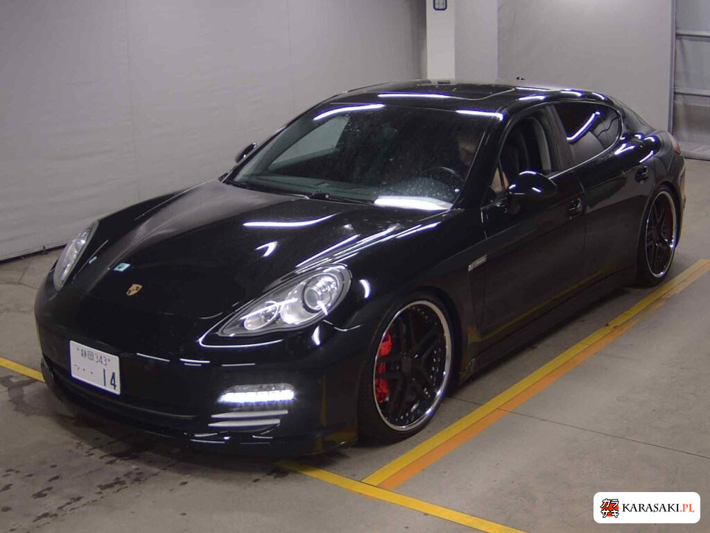 2013 Porsche Panamera 5D 3