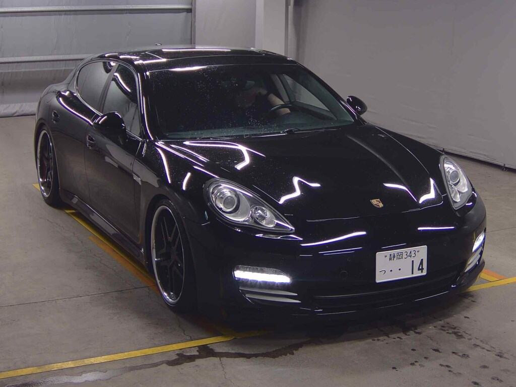 Porsche Panamera 2013 z aukcji japońskiej