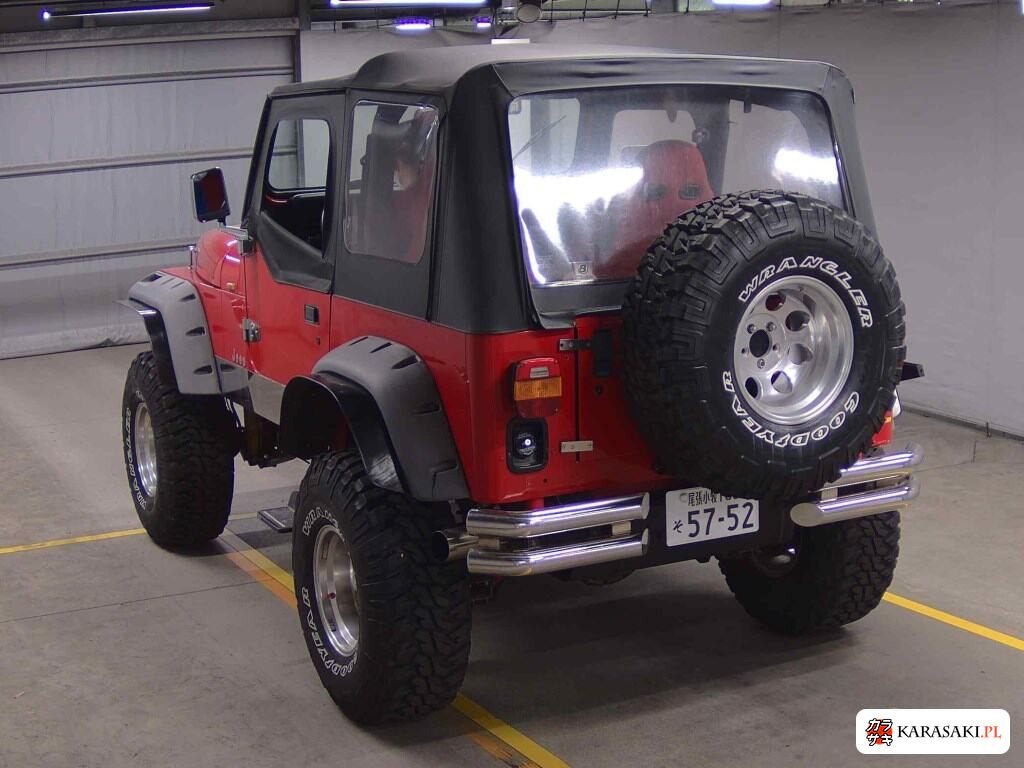 1995 Chrysler Jeep Jeep Wrangler 4WD 2