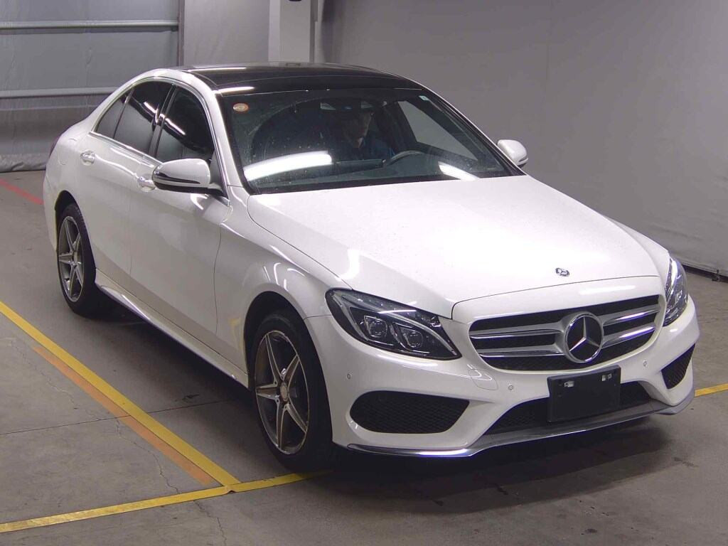 Mercedes-Benz C-Class 2015 z aukcji japońskiej