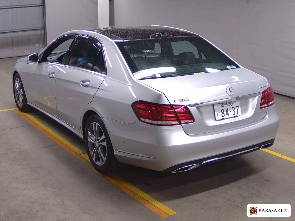 2015 Mercedes-Benz E-Class 4D 4WD E300 4MATIC Avantgarde 2