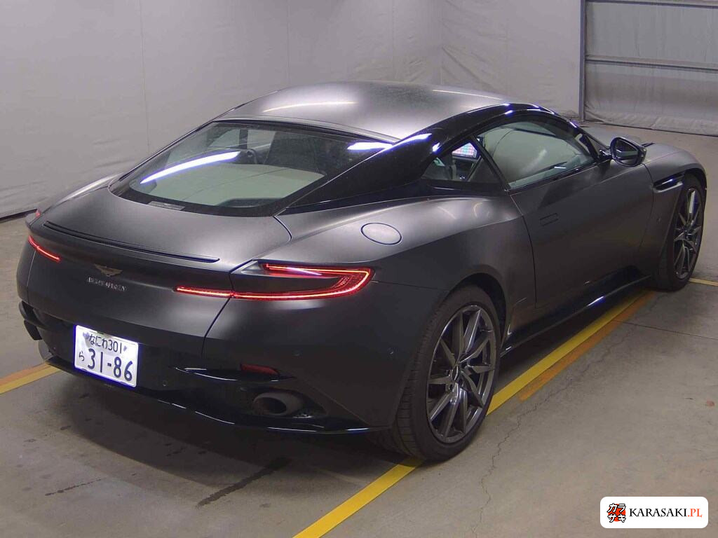 2018 Aston Martin DB11 V12 4