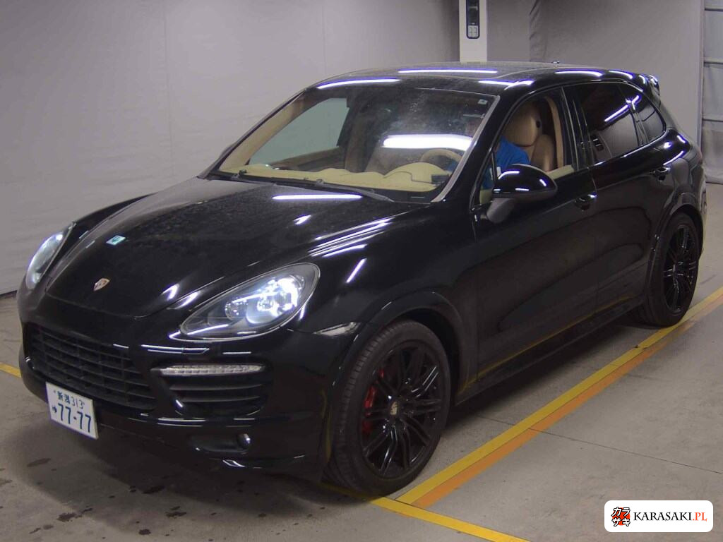 2014 Porsche Cayenne 4WD GTS 3
