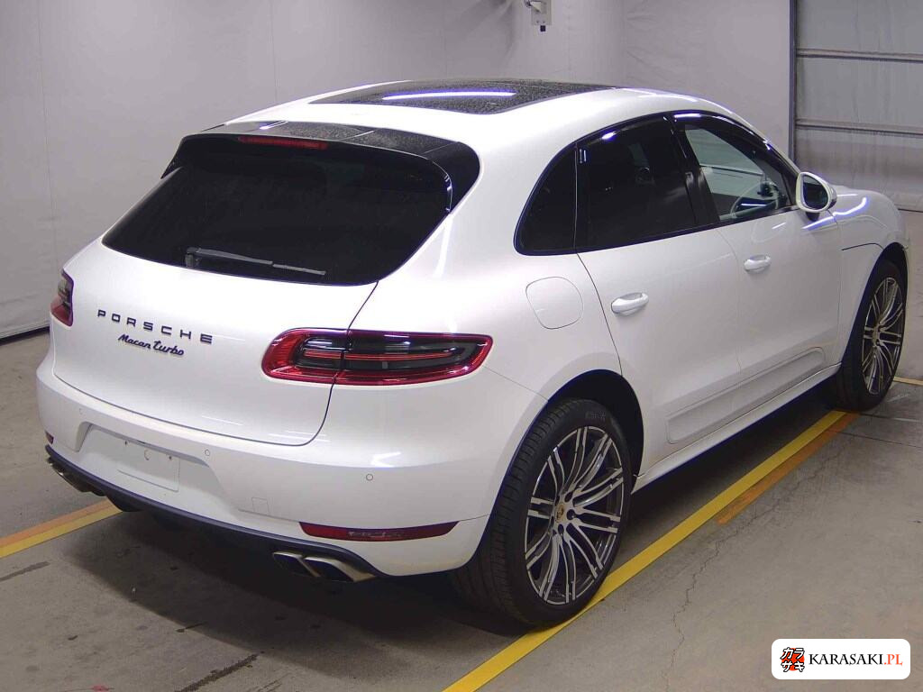 2015 Porsche Macan 4WD Turbo 4