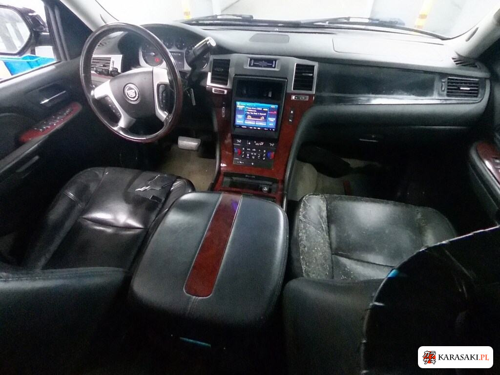 2011 Cadillac Escalade 4WD 5