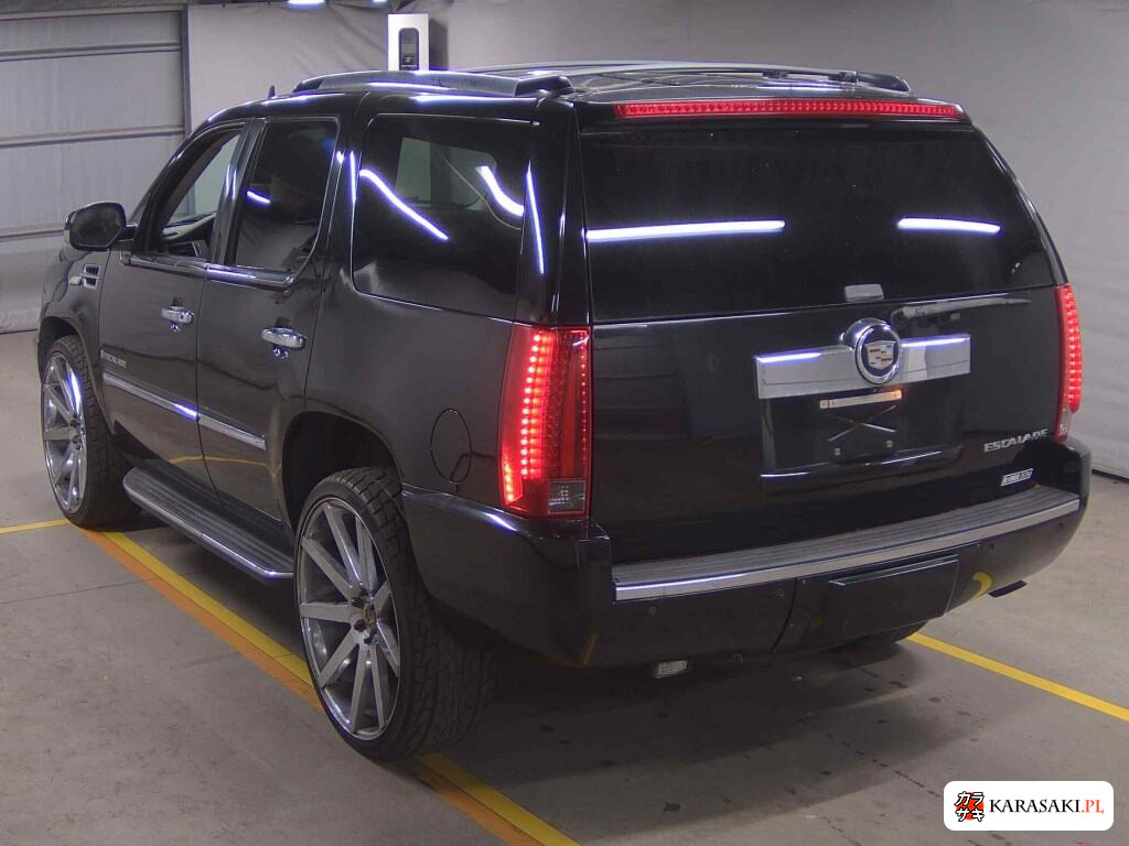 2011 Cadillac Escalade 4WD 2
