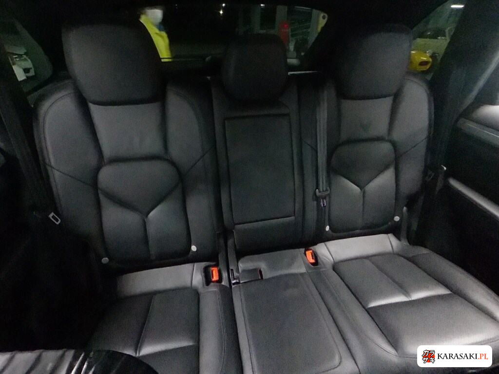 2012 Porsche Cayenne 4WD Turbo 6