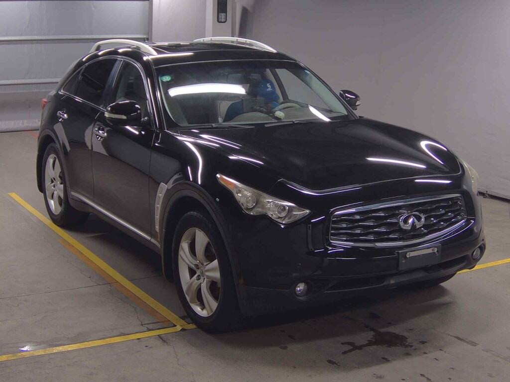 Infiniti FX35 2011 z aukcji japońskiej