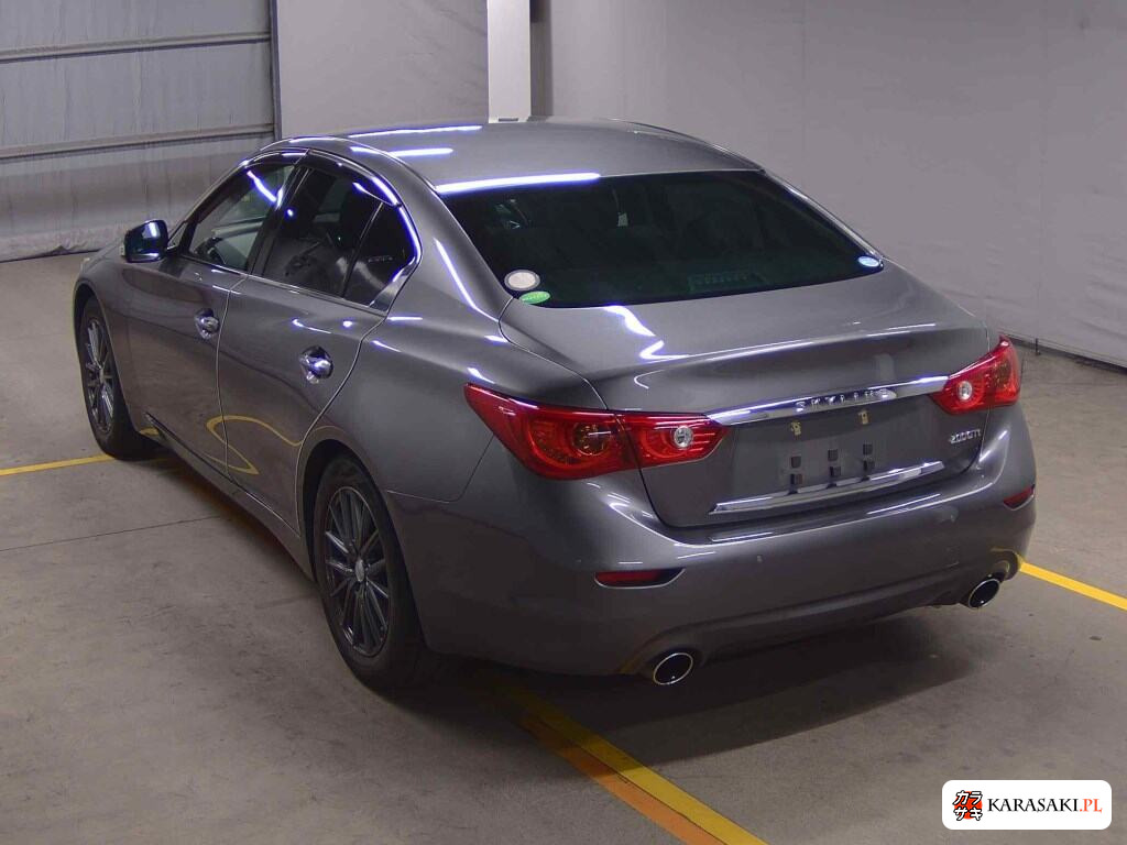 Nissan Skyline 2015 z aukcji japońskiej