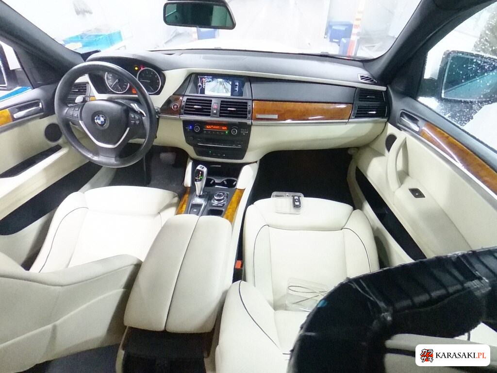 2011 BMW X6 4WD Active Hybrid 5
