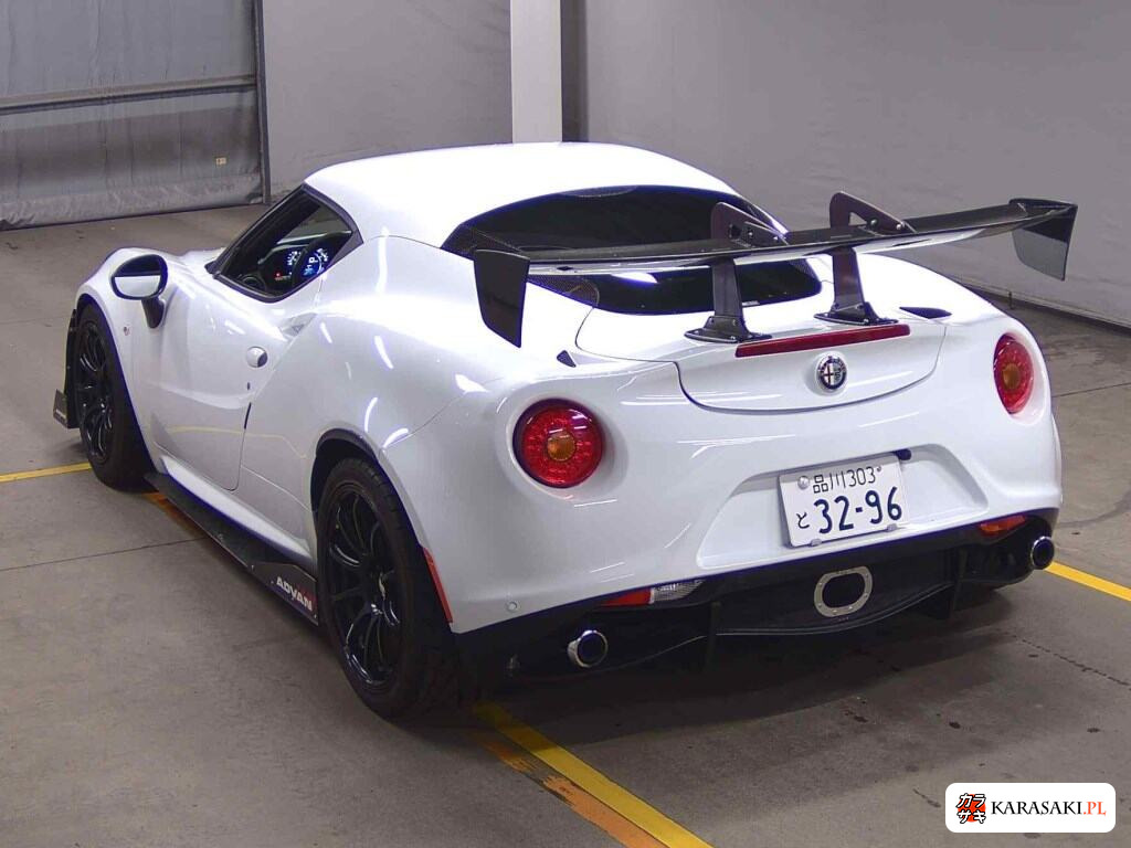 2015 Alfa Romeo 4C 2