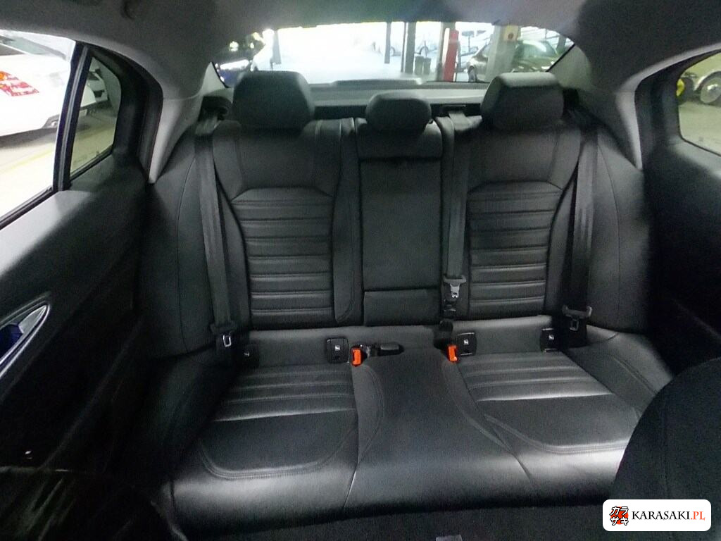 2018 Alfa Romeo Giulia 4D 4WD Veloce 6