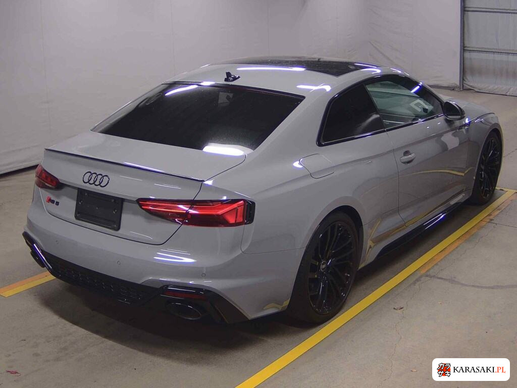 2022 Audi RS5 4WD Base Grade 4