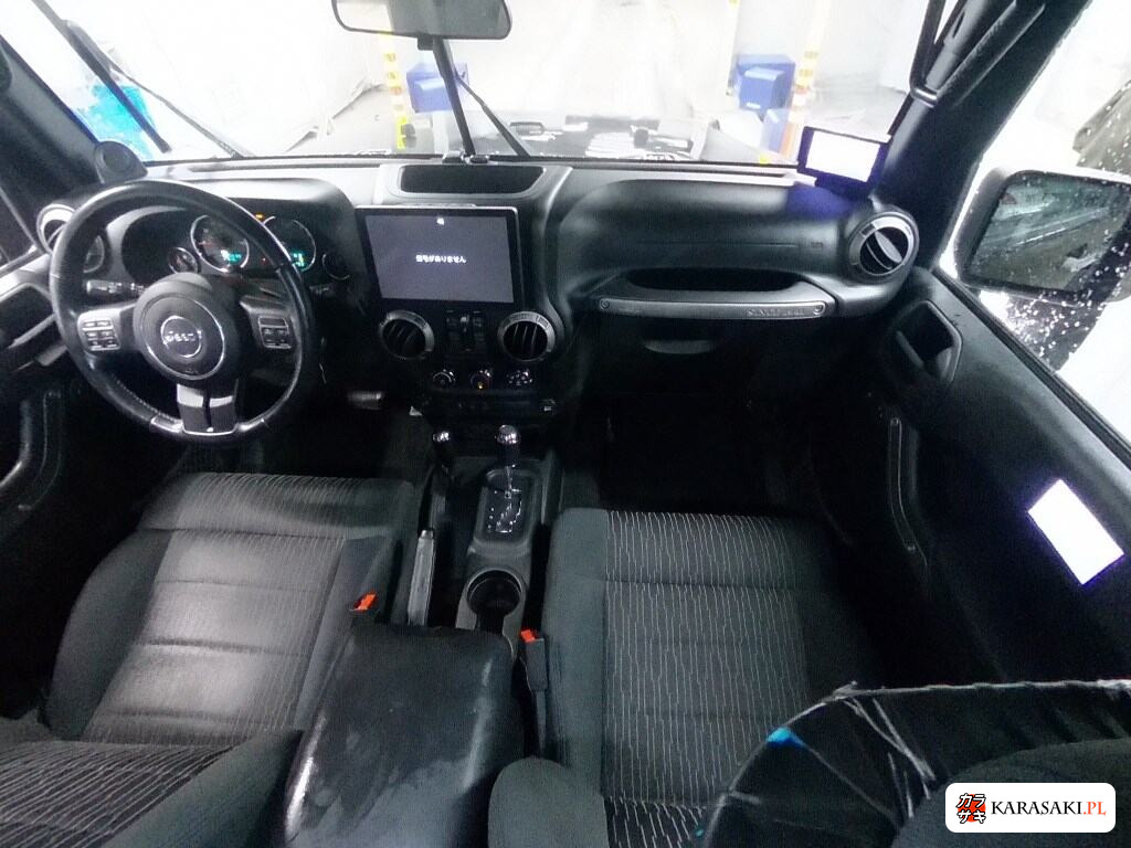 2014 Chrysler Jeep Jeep Wrangler Unlimited 4WD Sport 3