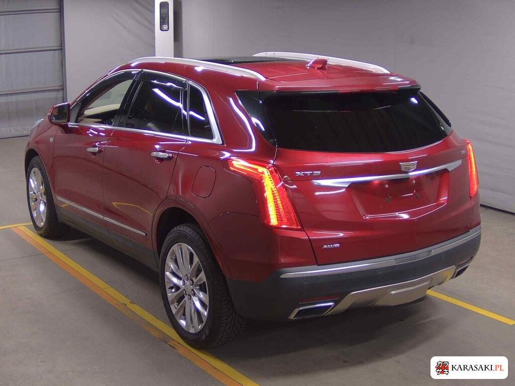 2019 Cadillac XT5 Crossover 4WD Platinum 2