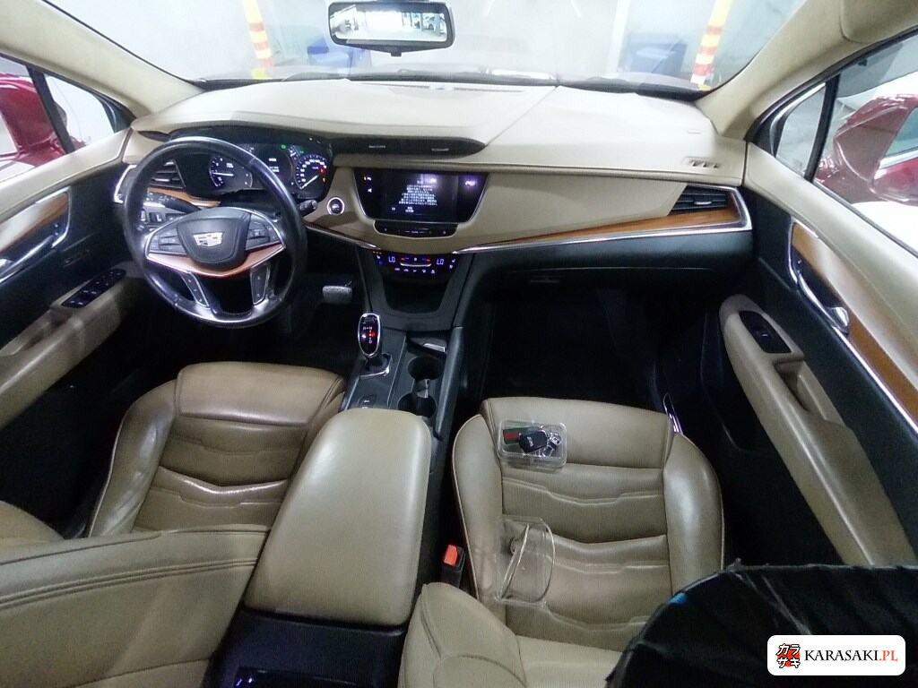 2019 Cadillac XT5 Crossover 4WD Platinum 5