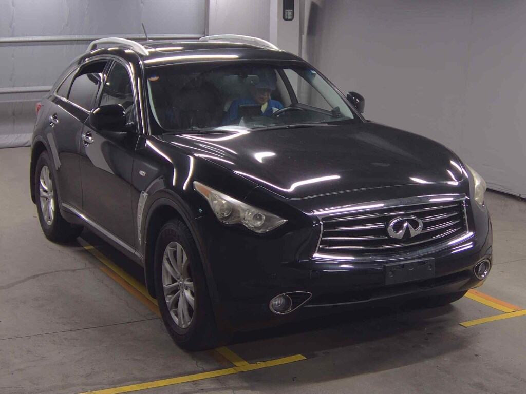 Infiniti FX35 2012 z aukcji japońskiej