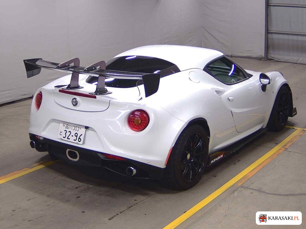 2015 Alfa Romeo 4C 4