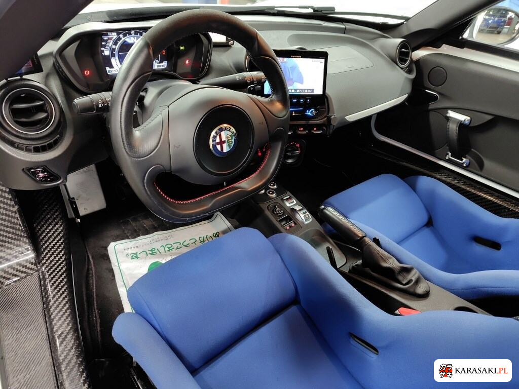 2015 Alfa Romeo 4C 6