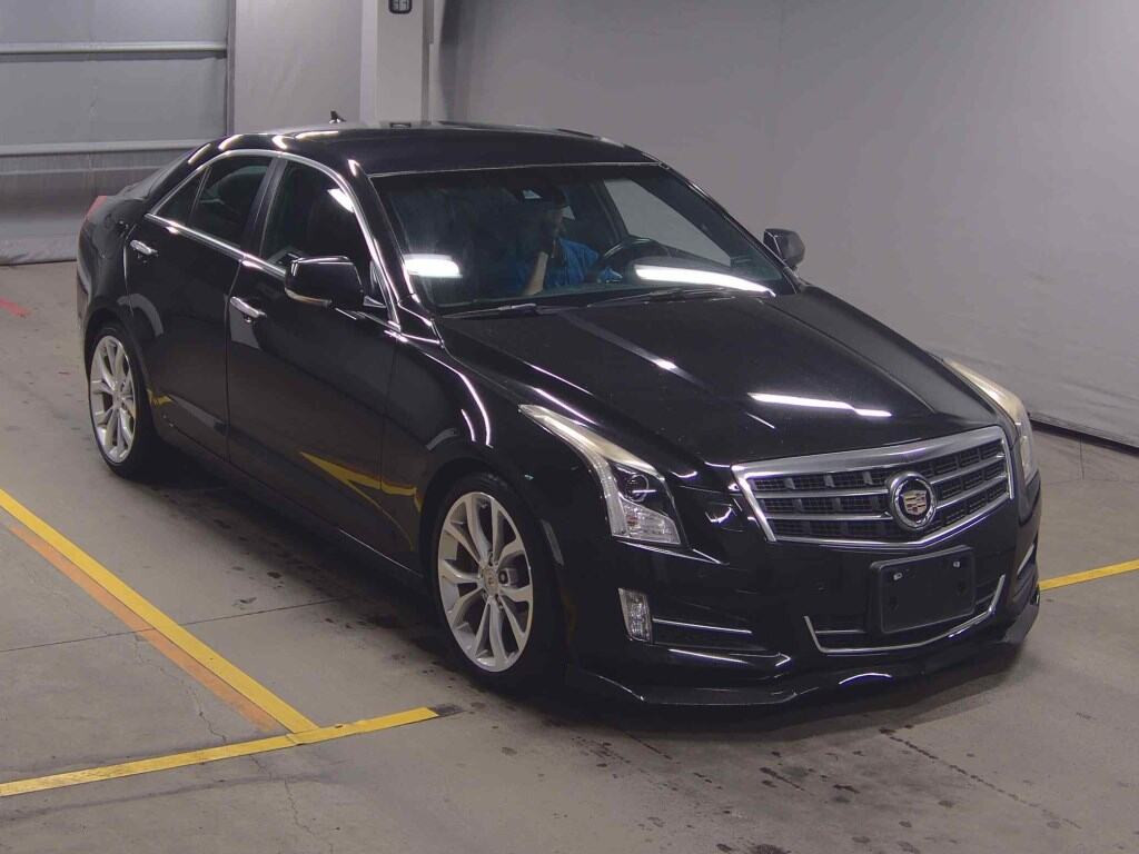 Cadillac Ats 2015 z aukcji japońskiej