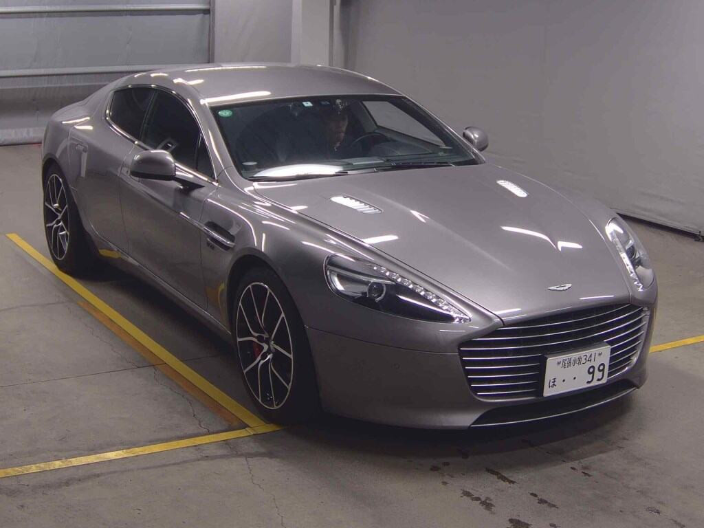Aston Martin Rapide 2014 z aukcji japońskiej
