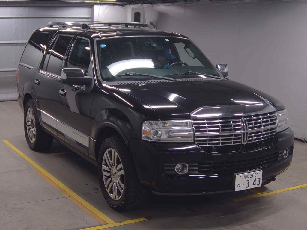 Lincoln Navigator 2009 z aukcji japońskiej
