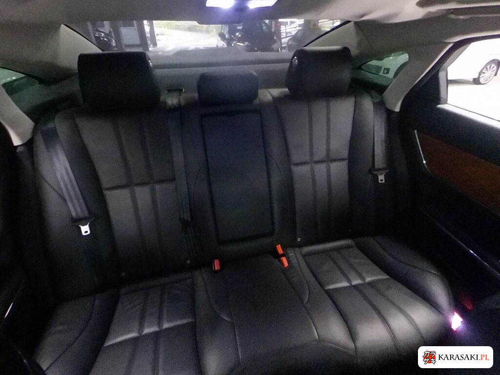 2011 Jaguar XJ 4D Luxury 6