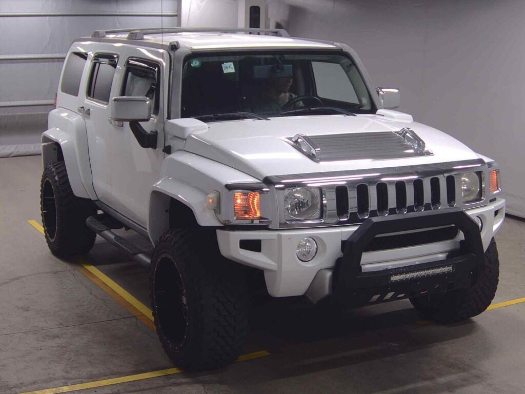 Hummer H3 2009 from a Japanese auction