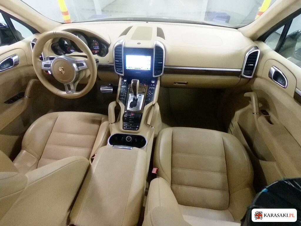 2013 Porsche Cayenne 4WD GTS 5