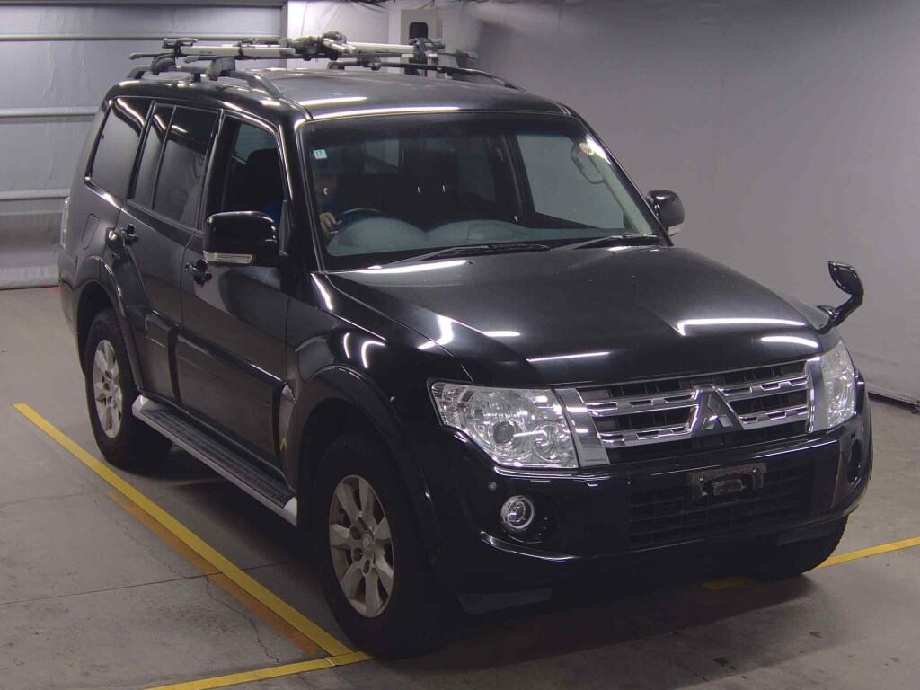 Mitsubishi Pajero 2012 z aukcji japońskiej