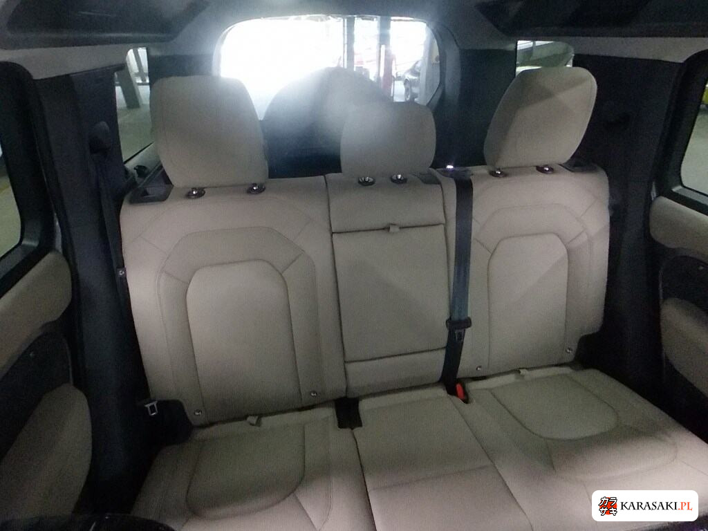 2023 Land Rover Defender 5D 4WD 110 S D300 6