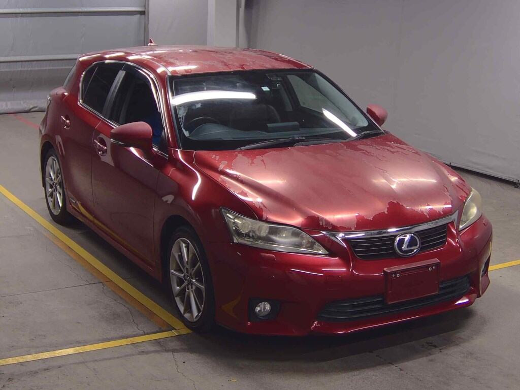 Lexus CT 2025 z aukcji japońskiej