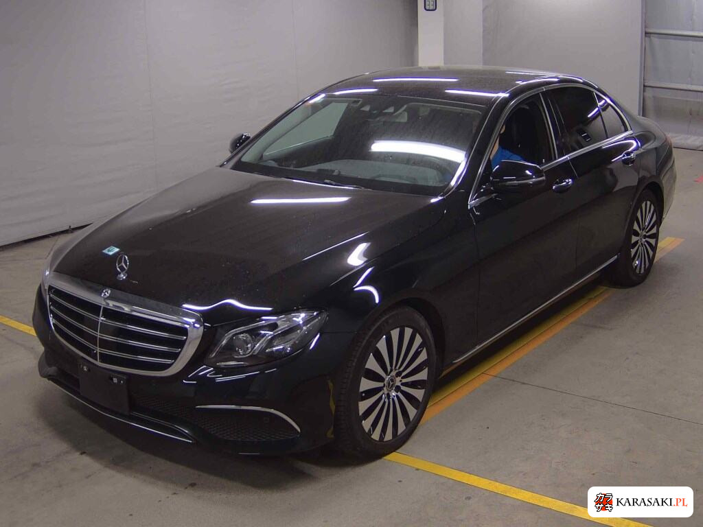 2017 Mercedes-Benz E-Class 4D 4WD E400 4MATIC Exclusive 3