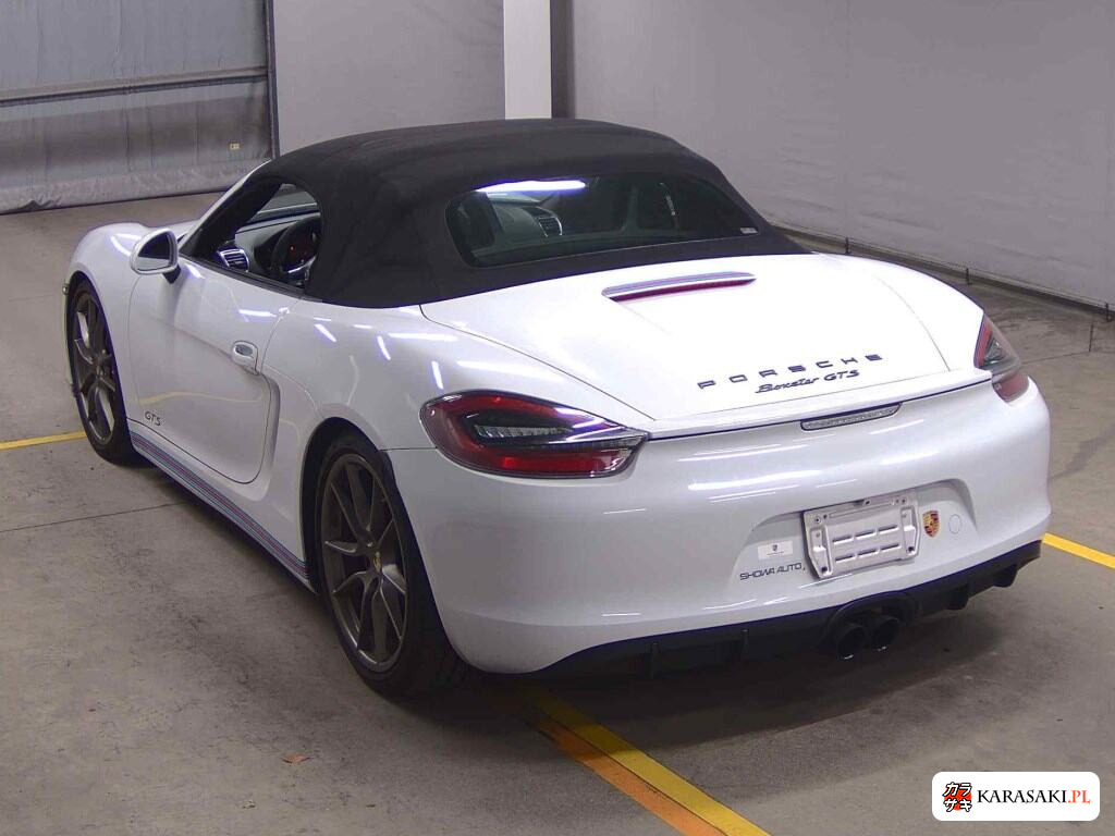 2015 Porsche Cayman 2