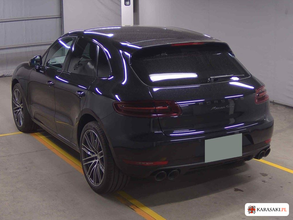 2017 Porsche Macan 4WD GTS 2