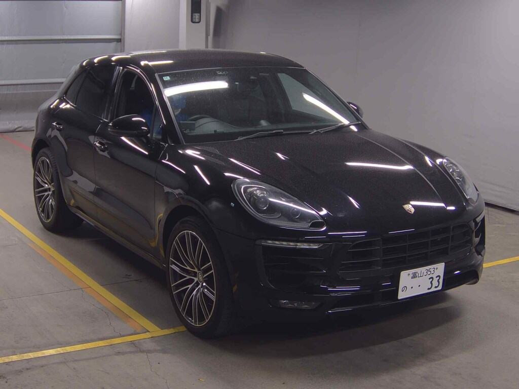 Porsche Macan 2017 z aukcji japońskiej