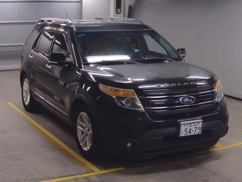 Ford Explorer 2014 from a Japanese auction