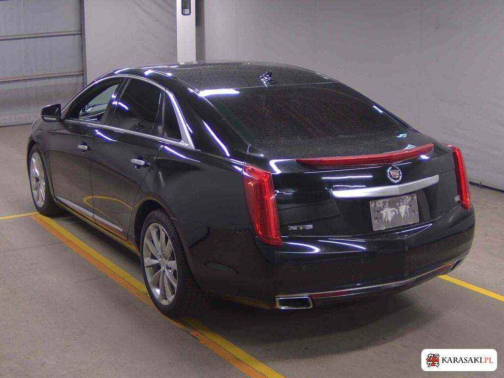 2013 Cadillac XTS Platinum 2