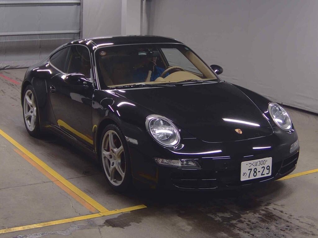 Porsche 911 2008 z aukcji japońskiej